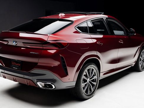 Used 2025 BMW X6 xDrive40i w/ Premium Package image 33