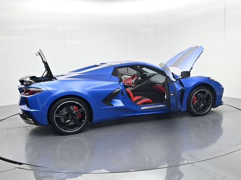 Used 2022 Chevrolet Corvette Stingray Premium Conv w/ Z51 Performance Package RWD image 68