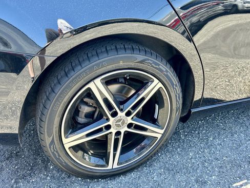 Used 2019 Mercedes-Benz A 220 4MATIC w/ Driver Assistance Package image 32