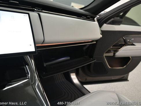 Used 2024 Land Rover Range Rover Sport SE image 36