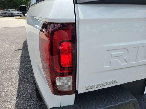 New 2026 Honda Ridgeline RTL image 12