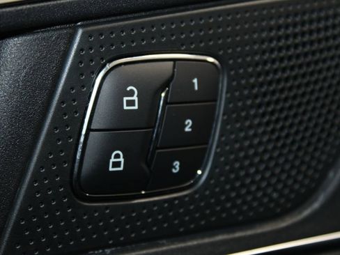 Used 2024 Ford Edge Titanium AWD/4WD image 51