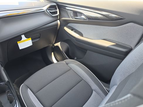 New 2026 Chevrolet TrailBlazer LT w/ Convenience Package FWD image 22
