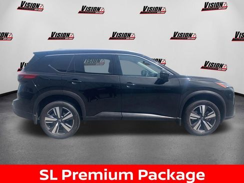 Certified 2025 Nissan Rogue SL w/ Tech Package AWD/4WD image 7