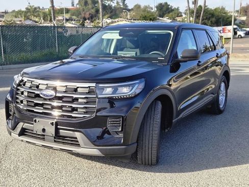 New 2026 Ford Explorer Active image 10