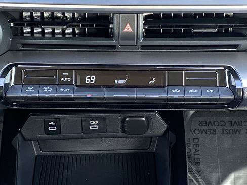 Certified 2025 Toyota Prius LE image 14