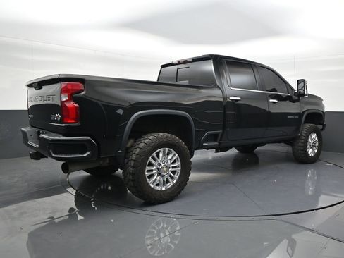 Used 2021 Chevrolet Silverado 2500 High Country w/ Z71 Off-Road Package AWD/4WD image 5