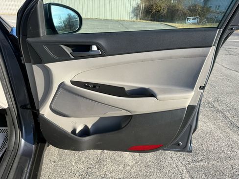 Used 2017 Hyundai Tucson SE image 17