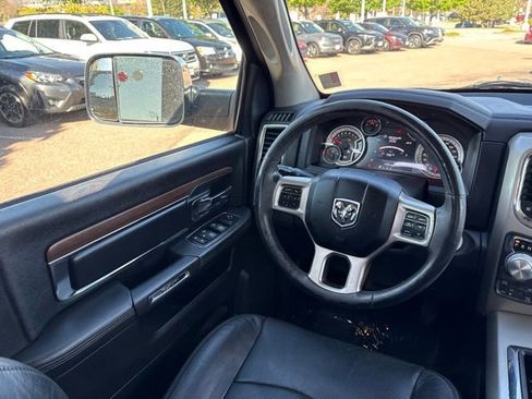 Used 2015 RAM 1500 Laramie w/ Convenience Group AWD/4WD image 27