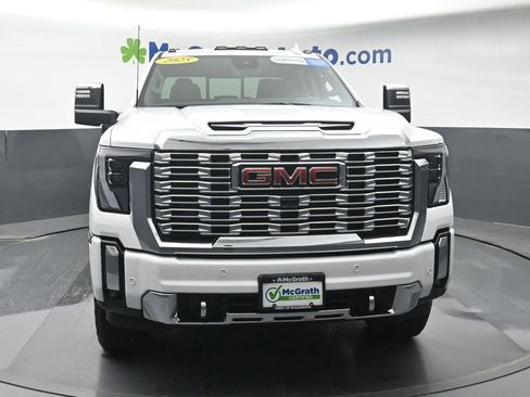 Used 2025 GMC Sierra 2500 Denali w/ Technology Package image 4