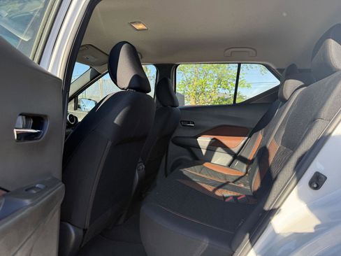 Used 2023 Nissan Kicks SR FWD image 10
