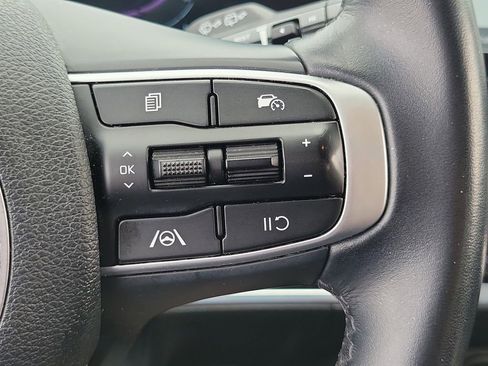 Used 2024 Kia Sportage EX image 24