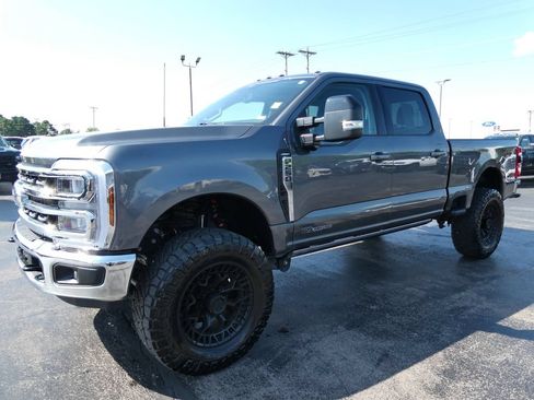 Used 2026 Ford F250 Lariat AWD/4WD image 8