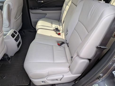 Used 2022 Honda Pilot EX-L image 25