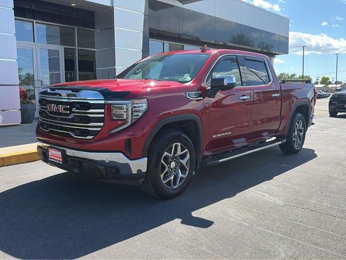 Used 2023 GMC Sierra 1500 SLT w/ SLT Premium Plus Package AWD/4WD image 1