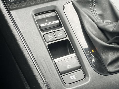 Used 2024 Honda CR-V EX-L image 16