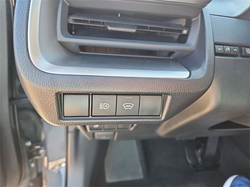 Used 2025 Toyota Prius LE image 17