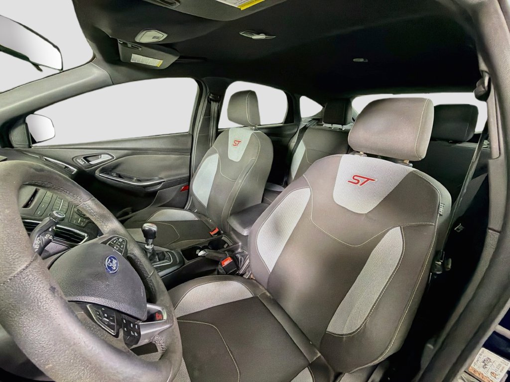 Used 2017 Ford Focus ST FWD image 14