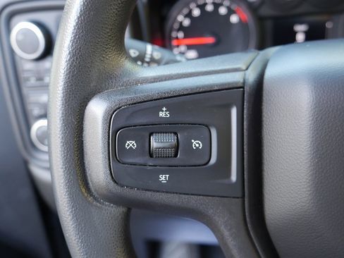 Used 2020 Chevrolet Silverado 1500 Custom w/ Custom Value Package image 13