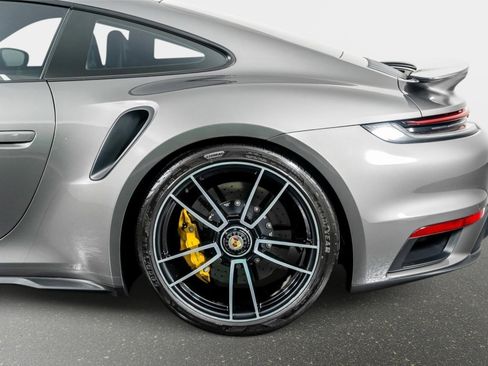 Used 2022 Porsche 911 Turbo S image 17