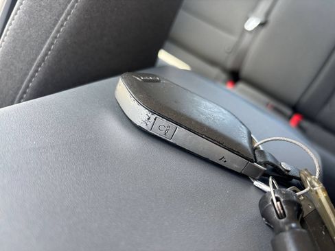 Used 2025 Kia K4 FWD image 19