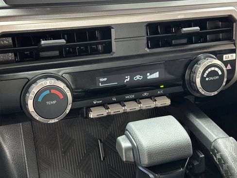 Used 2026 Toyota Tacoma SR5 RWD image 17