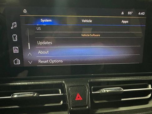 Used 2024 Chevrolet TrailBlazer RS w/ Convenience Package image 35