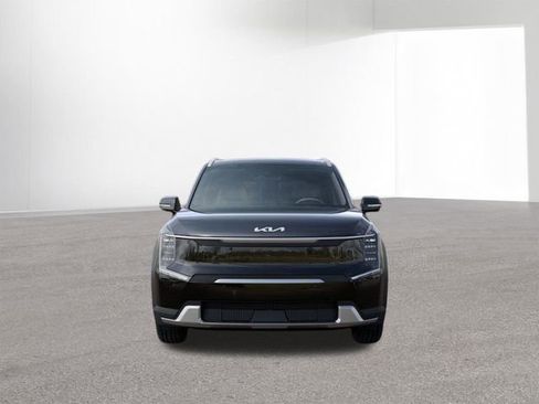 New 2026 Kia EV9 Wind image 2