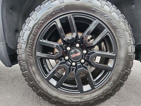 Used 2020 GMC Sierra 1500 Elevation w/ Elevation Value Package image 9