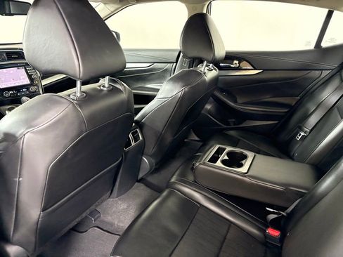 Used 2023 Nissan Maxima SV w/ Floor Mat Group image 39