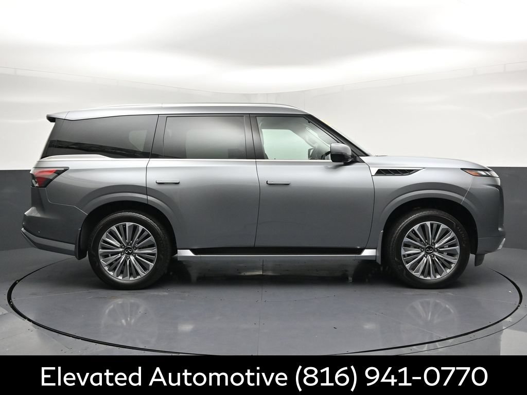 Certified 2026 INFINITI QX80 Luxe w/ Cargo Package AWD/4WD image 31