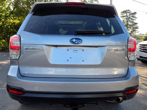 Used 2017 Subaru Forester 2.5i Premium AWD/4WD image 14