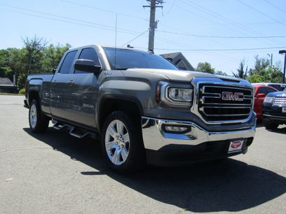 Used 2017 GMC Sierra 1500 SLE w/ SLE Value Package