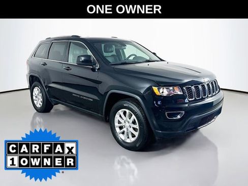Used 2021 Jeep Grand Cherokee Laredo X image 2