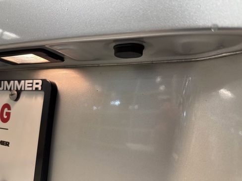 Used 2018 GMC Yukon SLT w/ Open Road Package image 52