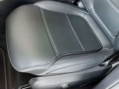 Used 2026 Mercedes-Benz GLC 300 image 19