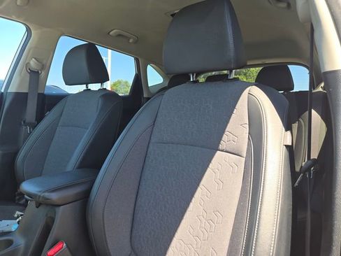Certified 2024 Kia Seltos S FWD image 12