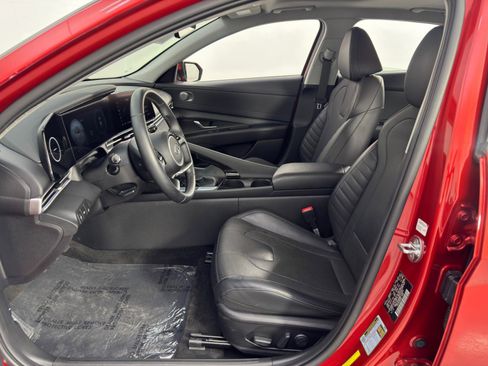 Used 2021 Hyundai Elantra Limited w/ Cargo Package image 16