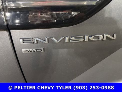 Used 2022 Buick Envision Avenir w/ Technology Package II image 9