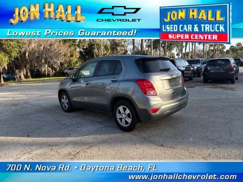 Used 2020 Chevrolet Trax LS w/ Tint and Cruise Package image 7