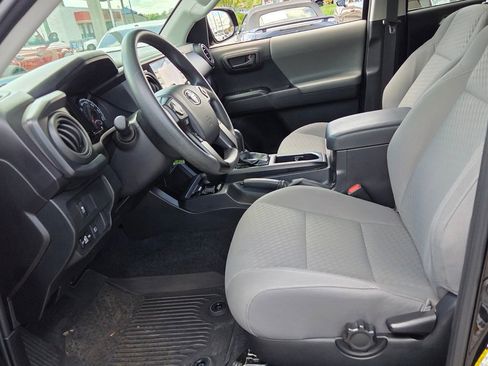 Used 2023 Toyota Tacoma SR AWD/4WD image 3