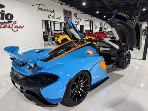 Used 2015 McLaren P1 image 16