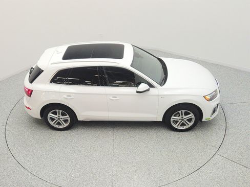 Used 2023 Audi Q5 e Premium Plus w/ Premium Plus Package AWD/4WD image 25