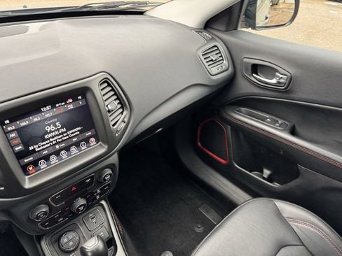 Used 2019 Jeep Compass Trailhawk w/ Leather Interior Group image 22