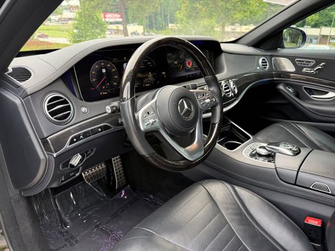 Used 2020 Mercedes-Benz S 560 Sedan image 22