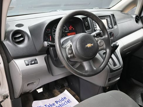 Used 2017 Chevrolet City Express LT w/ Technology Package FWD image 18