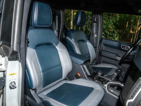 Used 2021 Ford Bronco First Edition AWD/4WD image 33