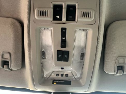 Used 2014 Cadillac SRX Luxury FWD image 18