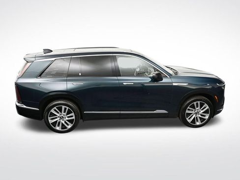 Used 2026 Cadillac Vistiq Luxury AWD/4WD image 23