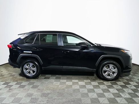 Used 2025 Toyota RAV4 XLE AWD/4WD image 8